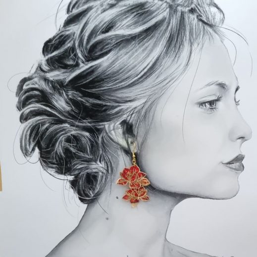 Boucles d'oreilles Magnolias en TISSU japonais moiré rouge Boucles d'oreilles Magnolias en TISSU japonais moiré rouge