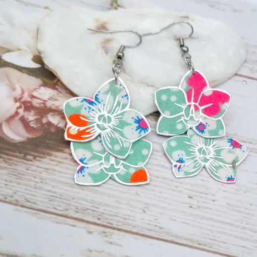 Boucles d'oreilles Orchidées en TISSU Petit Pan fleur des îles vert Boucles d'oreilles Orchidées en TISSU Petit Pan fleur des îles vert