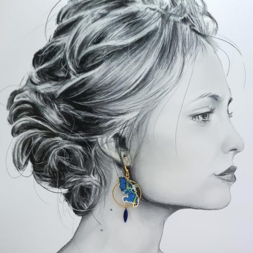 Boucles d'oreilles colibri et Martinique en Tissu liberty Strawberry thief denim Boucles d'oreilles colibri et Martinique en Tissu liberty Strawberry thief denim