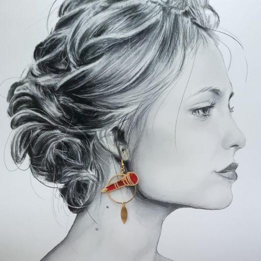 Boucles d'oreilles micro et double-croches en TISSU Japonais moiré rouge Boucles d'oreilles micro et double-croches en TISSU Japonais moiré rouge