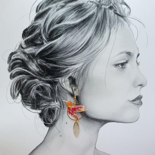 Boucles d'oreilles grand colibri et fleurs en TISSU liberty Margareth Annie fushia Boucles d'oreilles grand colibri et fleurs en TISSU liberty Margareth Annie fushia