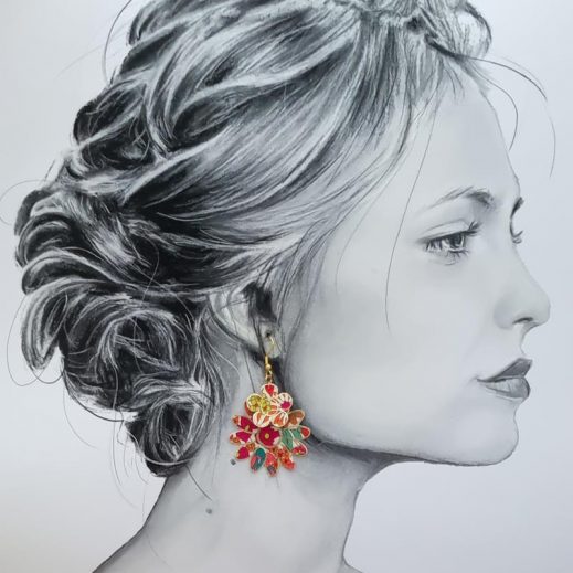 Boucles d'oreilles grand colibri et fleurs en TISSU liberty Margareth Annie fushia Boucles d'oreilles grand colibri et fleurs en TISSU liberty Margareth Annie fushia