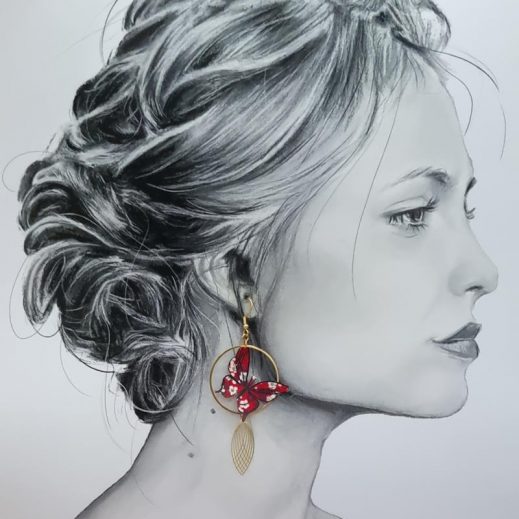 Boucles d'oreilles grand papillon et fleurs en TISSU liberty Mitsi valéria Rubis Boucles d'oreilles grand papillon et fleurs en TISSU liberty Mitsi valéria Rubis