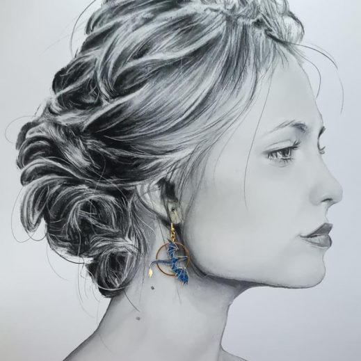 Boucles d'oreilles dragons taille moyenne en liberty Emma and Georgina bleu Boucles d'oreilles dragons taille moyenne en liberty Emma and Georgina bleu