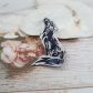 Broche loup en liberty Ciara nuit étoilée