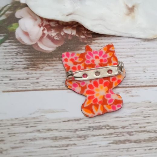 Broche Kawaï Caticorne en petit pan Calendula rose orange Broche Kawaï Caticorne en petit pan Calendula rose orange