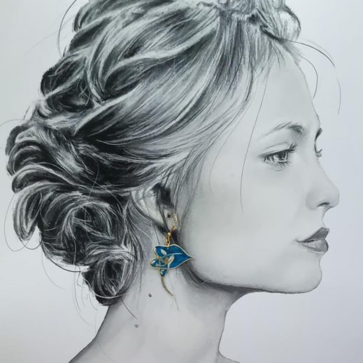 Boucles d'oreilles oiseau et fleur Arum en liberty Maya bleu Boucles d'oreilles oiseau et fleur Arum en liberty Maya bleu