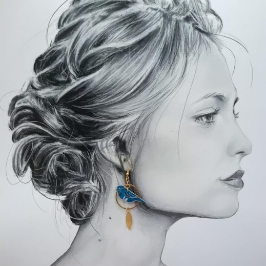 Boucles d'oreilles oiseau et fleur Arum en liberty Maya bleu Boucles d'oreilles oiseau et fleur Arum en liberty Maya bleu