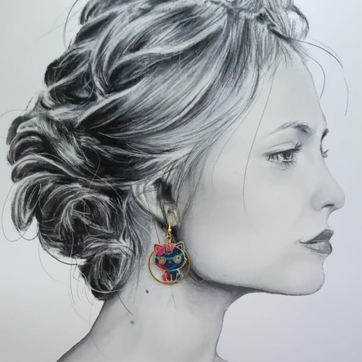 Boucles d'oreilles Caticorne et fleurs de cerisiers en liberty revival fushia Boucles d'oreilles Caticorne et fleurs de cerisiers en liberty revival fushia