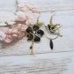 Boucles d'oreilles colibri et fleur de cerisier en liberty Erica noir