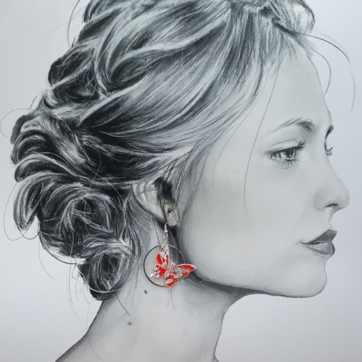 Boucles d'oreilles papillon et hibiscus en liberty Summer bloom coquelicot Boucles d'oreilles papillon et hibiscus en liberty Summer bloom coquelicot