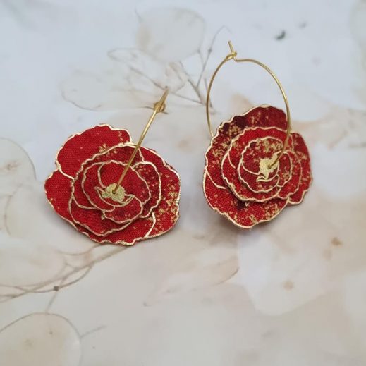 Boucles d'oreilles grandes créoles Coquelicot en tissu japonais moiré rouge