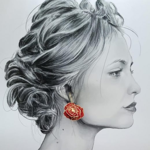 Boucles d'oreilles grandes créoles Coquelicot en tissu japonais moiré rouge Boucles d'oreilles grandes créoles Coquelicot en tissu japonais moiré rouge