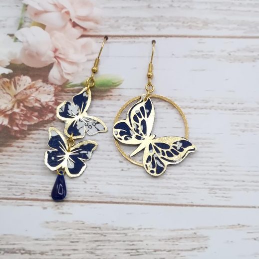 Boucles d'oreilles papillons en liberty Capel Navy
