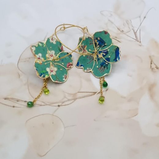 Boucles d'oreilles grandes créoles fleurs de cerisier en TISSU Donna leigh jade