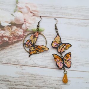 Boucles d'oreilles papillons en TISSU japonais Sakura ocre