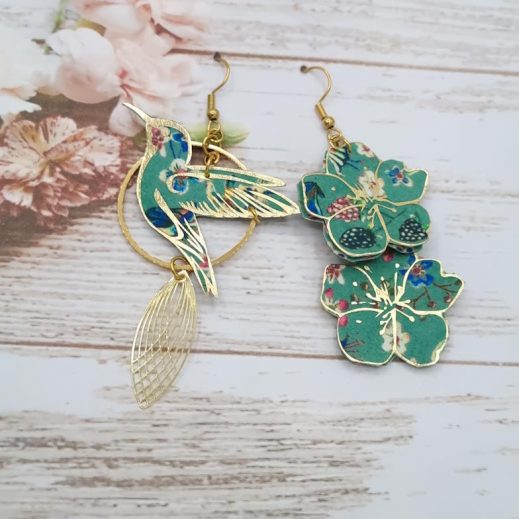 Boucles d'oreilles grand colibri et fleurs de cerisier sakura en liberty donna leigh jade