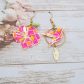 Boucles d'oreilles fleurs d'hibiscus et colibri en TISSU Petit Pan Citrus rose