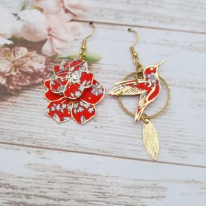 Boucles d'oreilles colibri et fleurs de cerisier en Tissu liberty Summer Bloom coquelicot