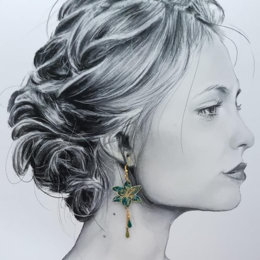 Boucles d'oreilles papillon et fleur de lys en TISSU liberty Strawberry Thief émeraude Boucles d'oreilles papillon et fleur de lys en TISSU liberty Strawberry Thief émeraude