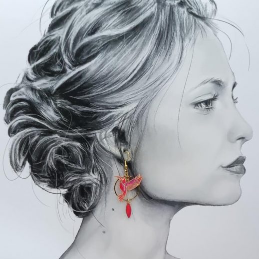 Boucles d'oreilles oiseau colibri et fleurs d'hortensia en liberty Betsy Candy Kiss Boucles d'oreilles oiseau colibri et fleurs d'hortensia en liberty Betsy Candy Kiss