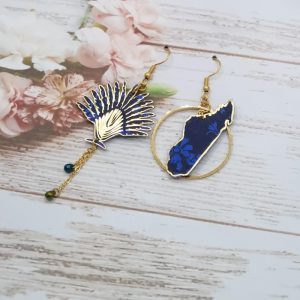 Boucles d'oreilles arbre du voyageur et Madagascar en liberty Capel indigo