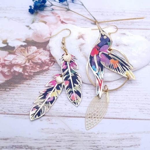 Boucles d'oreilles grand colibri et plumes en tissu liberty dreams of summer multicolore