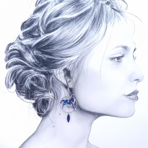 Boucles d'oreilles Loup taille médium en Tissu féérie bleue Boucles d'oreilles Loup taille médium en Tissu féérie bleue