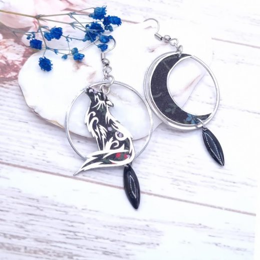 Boucles d'oreilles Lune et Loup taille médium en Tissu liberty Erica noir