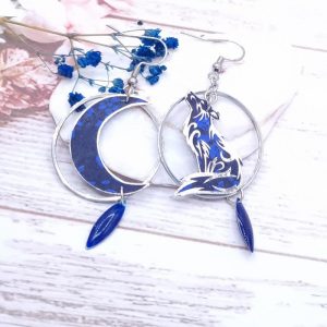 Boucles d'oreilles Lune et Loup taille médium en liberty Capel Indigo