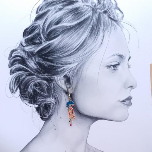 Boucles d'oreilles Hippocampe et méduse en liberty Ciara pétrole Boucles d'oreilles Hippocampe et méduse en liberty Ciara pétrole