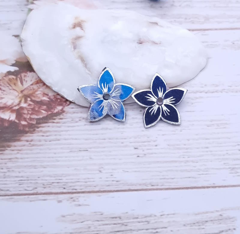 Fleur de tiaré Réversibles en Tissu liberty Star anisé violet et féérie bleue pour créoles (fil 2.5mm)
