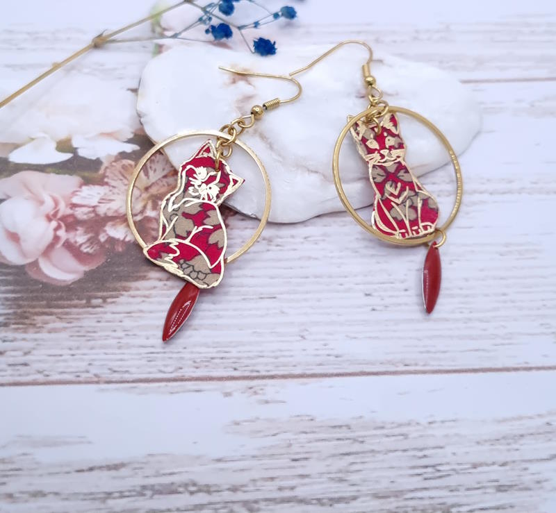 Boucles d'oreilles chats en liberty Capel rubis