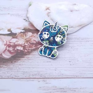 Broche Caticorne en liberty Strawberry thief denim