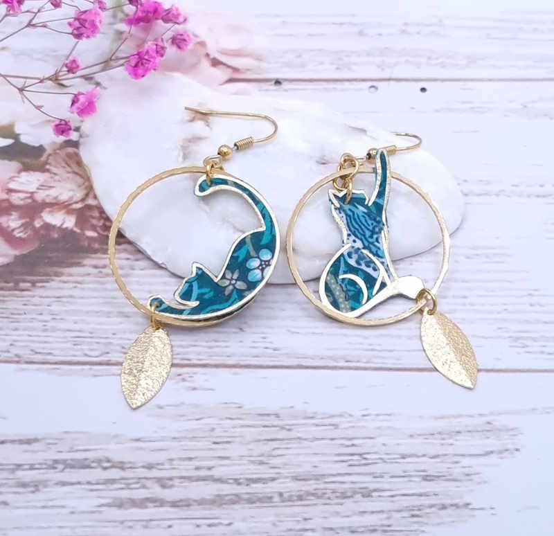 Boucles d'oreilles chat en TISSU liberty Strawberry thief émeraude