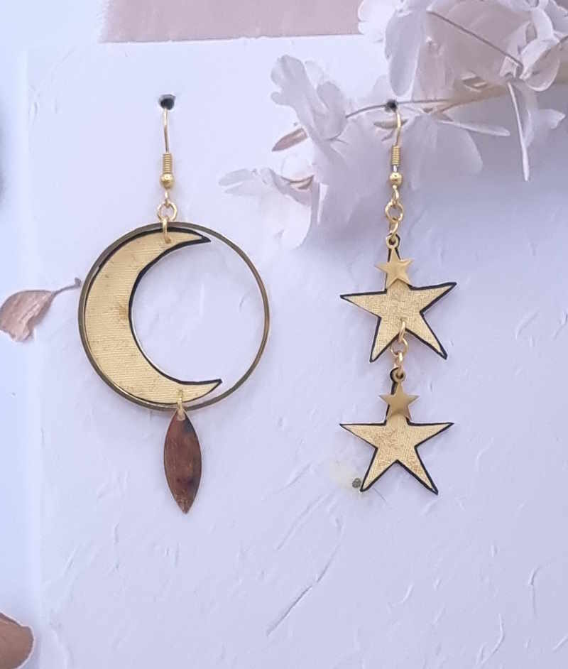 Boucles d'oreilles Lune et étoiles en Tissu japonais Moiré doré