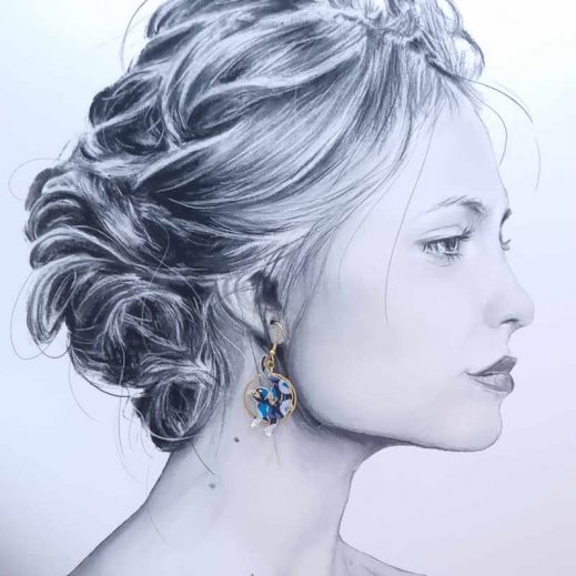 Boucles d'oreilles loutres en TISSU liberty Wiltshire bleu nuit Boucles d'oreilles loutres en TISSU liberty Wiltshire bleu nuit