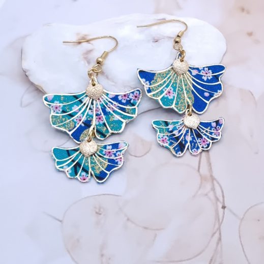Boucles d'oreilles Gingko en Tissu japonais Sakura bleu Boucles d'oreilles Gingko en Tissu japonais Sakura bleu