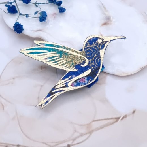 Broche Colibri en tissu japonais sakura bleu