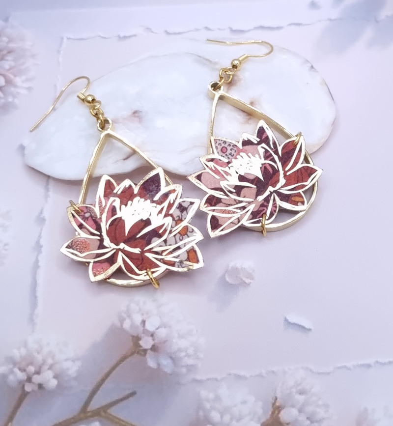 Boucles d'oreilles lotus en TISSU liberty Ciara fauve
