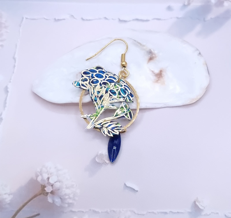 Boucle d'oreille fleurs immortelles de Corse à l'unité en TISSU Strawberry thief denim