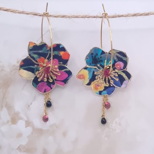 Boucles d'oreilles grandes créoles fleurs de cerisier en TISSU liberty Dream of summer