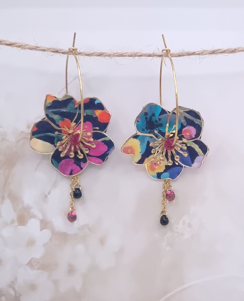 Boucles d'oreilles grandes créoles fleurs de cerisier en TISSU liberty Dream of summer