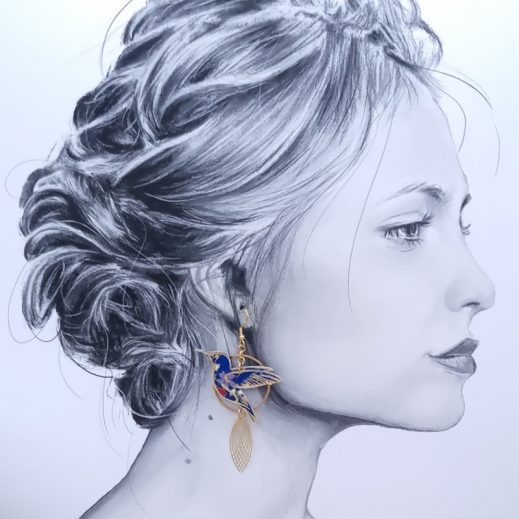 Boucles d'oreilles plumes et grand colibri en tissu japonese butterfly blue Boucles d'oreilles plumes et grand colibri en tissu japonese butterfly blue