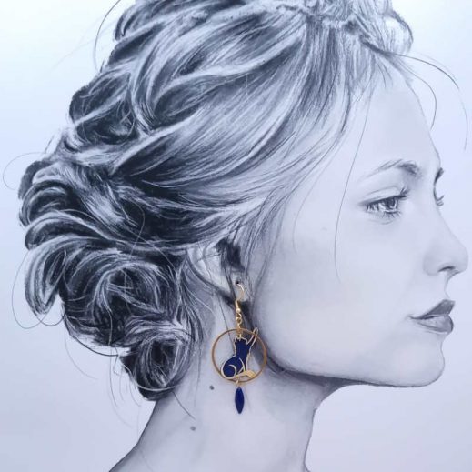 Boucles d'oreilles chats en Tissu uni bleu marine Boucles d'oreilles chats en Tissu uni bleu marine