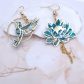 Boucles d'oreilles colibri et fleurs de lotus en TISSU liberty Strawberry thief émeraude