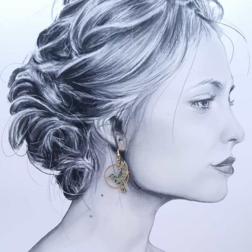Boucles d'oreilles colibri et fleurs de lotus en TISSU liberty Strawberry thief émeraude Boucles d'oreilles colibri et fleurs de lotus en TISSU liberty Strawberry thief émeraude