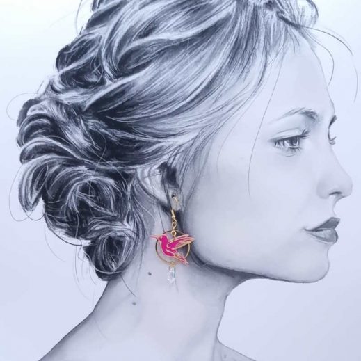 Boucles d'oreilles colibri et fleurs de lotus en TISSU uni Fuchsia Boucles d'oreilles colibri et fleurs de lotus en TISSU uni Fuchsia