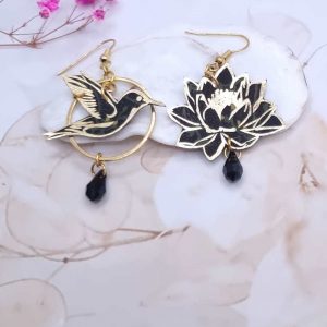 Boucles d'oreilles colibri et fleurs de lotus en TISSU liberty Erica noir