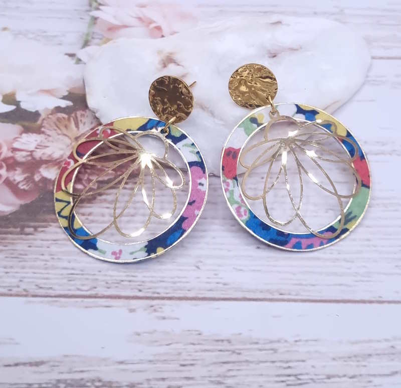 Boucles d'oreilles cercle et lys en liberty Thorpe Sprintgtime